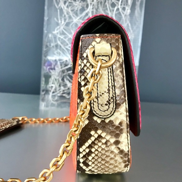 MCM Pink snakeskin shoulder bag - Picture 7 of 8